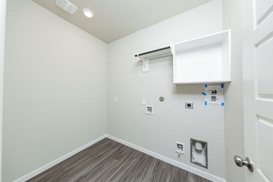 Spacious, unfurnished interior of a new home in River Ranch, Dayton (Image 19).