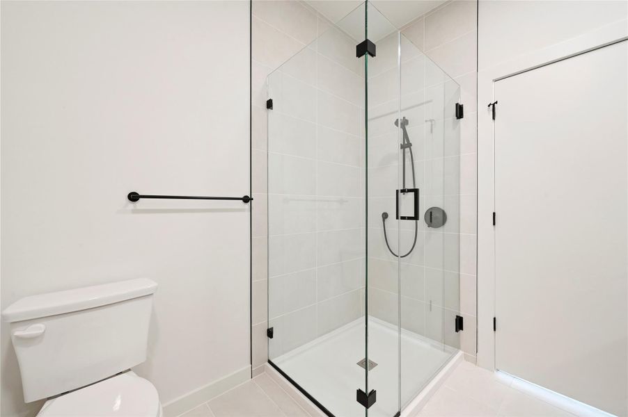 Furnished interior view inside a new home in One Oak, Austin (Image 12).