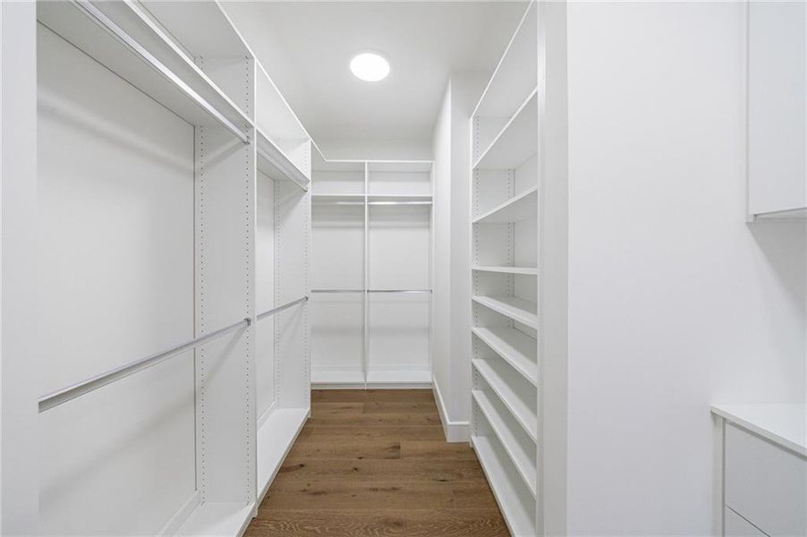 Spacious, unfurnished interior of a new home in The Dillon Buckhead, Atlanta (Image 24).