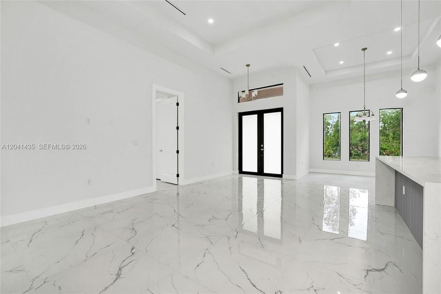 Spacious, unfurnished interior of a new home in , Lehigh Acres (Image 31).