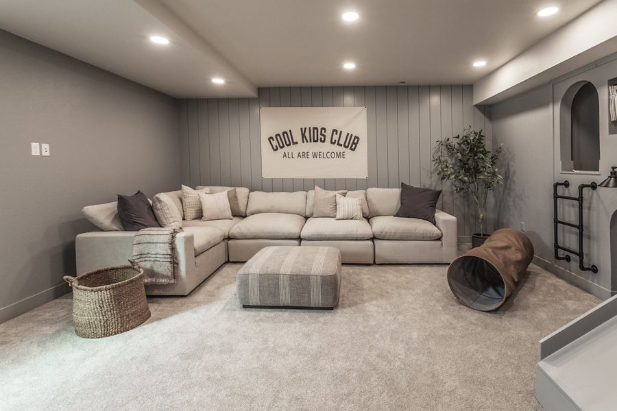 Representative furnished interior of a home built from the Twain by Hartford Homes in Prairie Song, Windsor (Image 9).