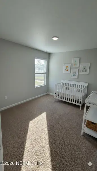 Spacious, unfurnished interior of a new home in , Jacksonville (Image 6).