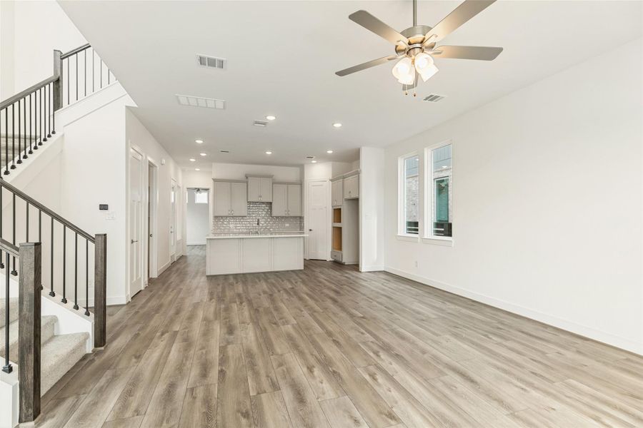 Spacious, unfurnished interior of a new home in Bridgeland Central, Cypress (Image 17).