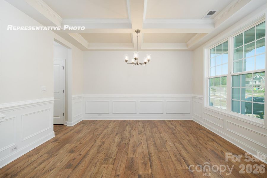 Spacious, unfurnished interior of a new home in Sylvan Creek, Denver (Image 37).