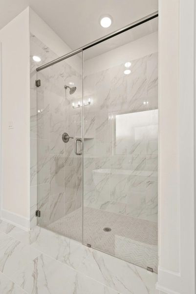 Furnished interior view inside a new home in Cross Creek West - 55', Fulshear (Image 6).