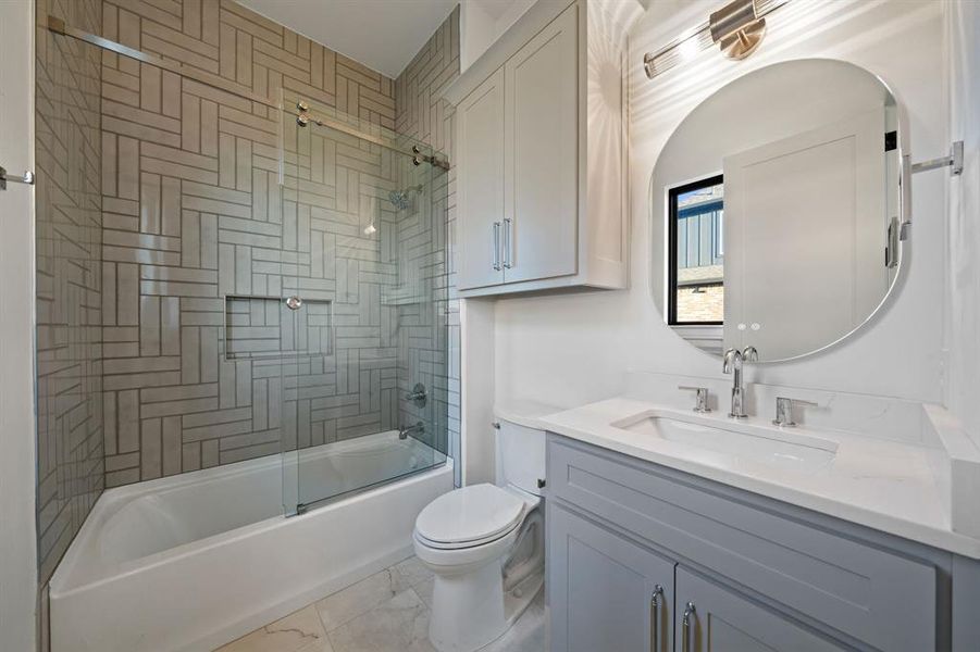 Furnished interior view inside a new home in , Gunter (Image 31). Furnished interior view inside a new home in , Gunter (Image 31).