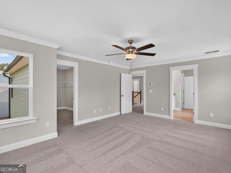 Spacious, unfurnished interior of a new home in , Dallas (Image 22). Spacious, unfurnished interior of a new home in , Dallas (Image 22).
