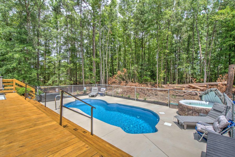Community amenities in , Summerton (Image 44).