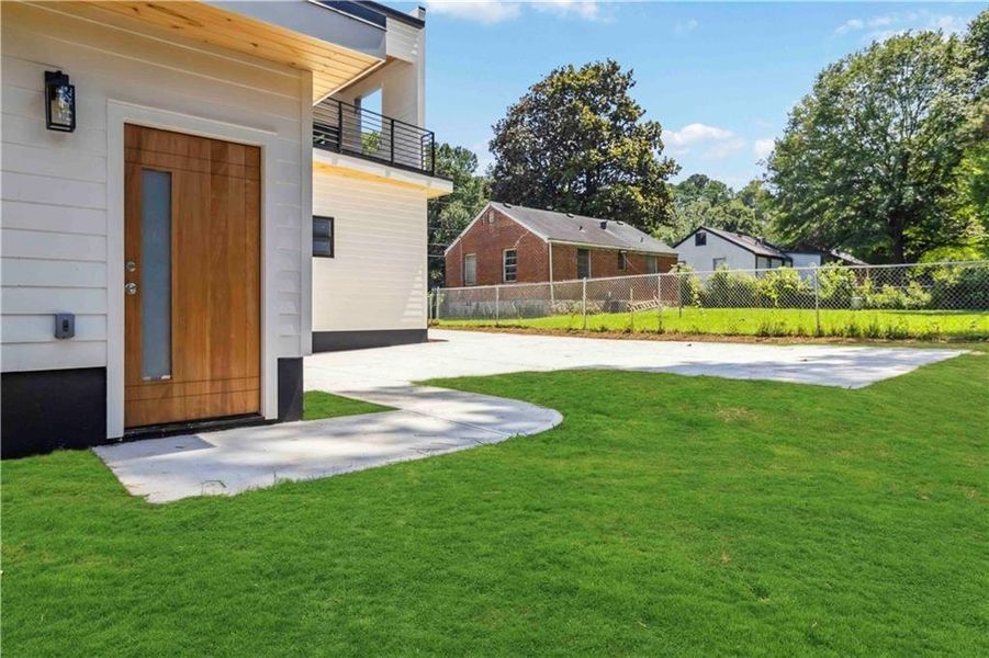 Exterior details and patio area of a home in , Decatur (Image 34).
