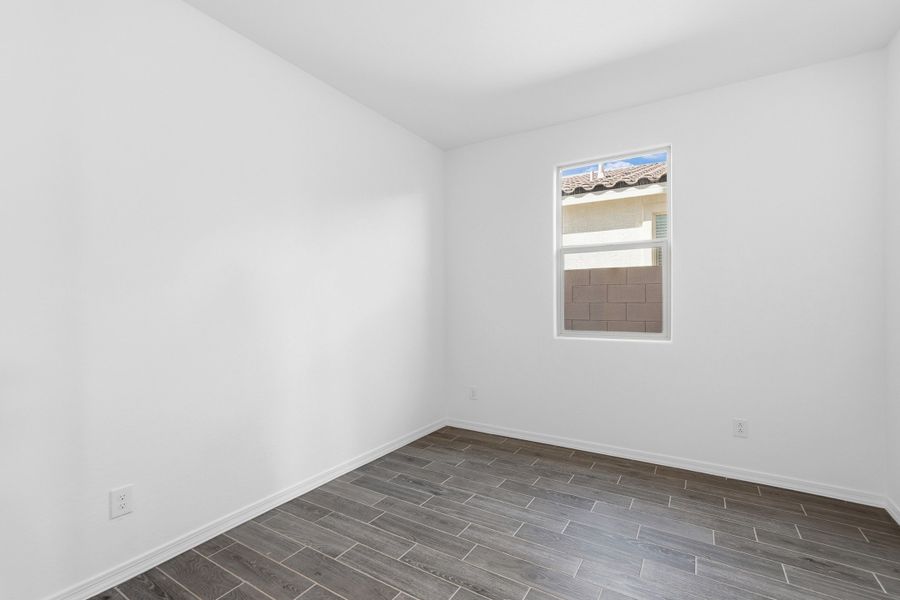 Spacious, unfurnished interior of a new home in Artisan at Asante, Surprise (Image 11).