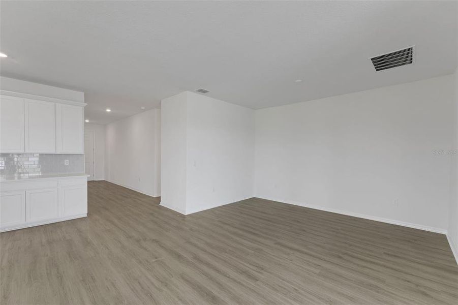 Spacious, unfurnished interior of a new home in River Hall, Alva (Image 17). Spacious, unfurnished interior of a new home in River Hall, Alva (Image 17).
