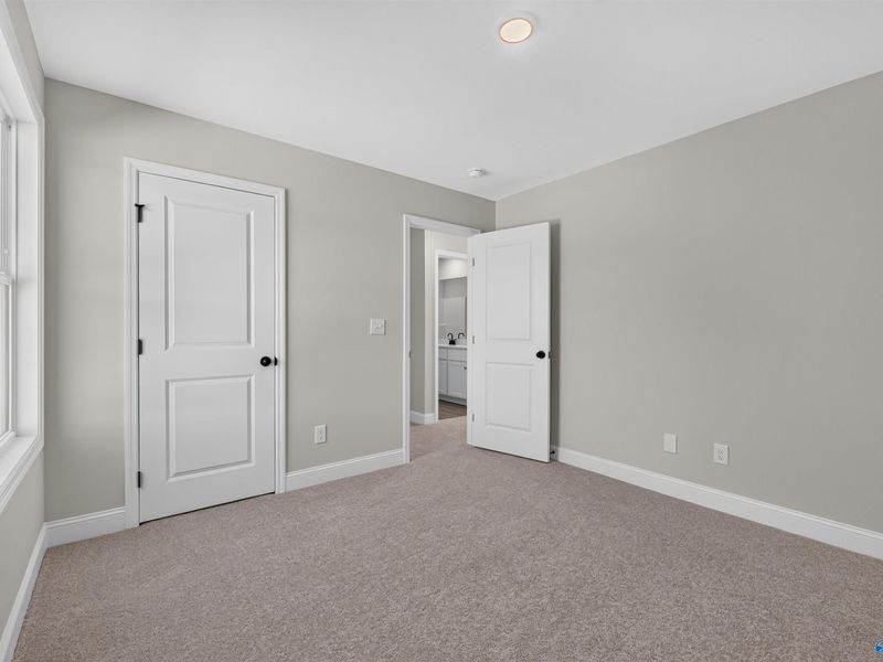 Spacious, unfurnished interior of a new home in Bailey Park, Fayetteville (Image 19). Spacious, unfurnished interior of a new home in Bailey Park, Fayetteville (Image 19).