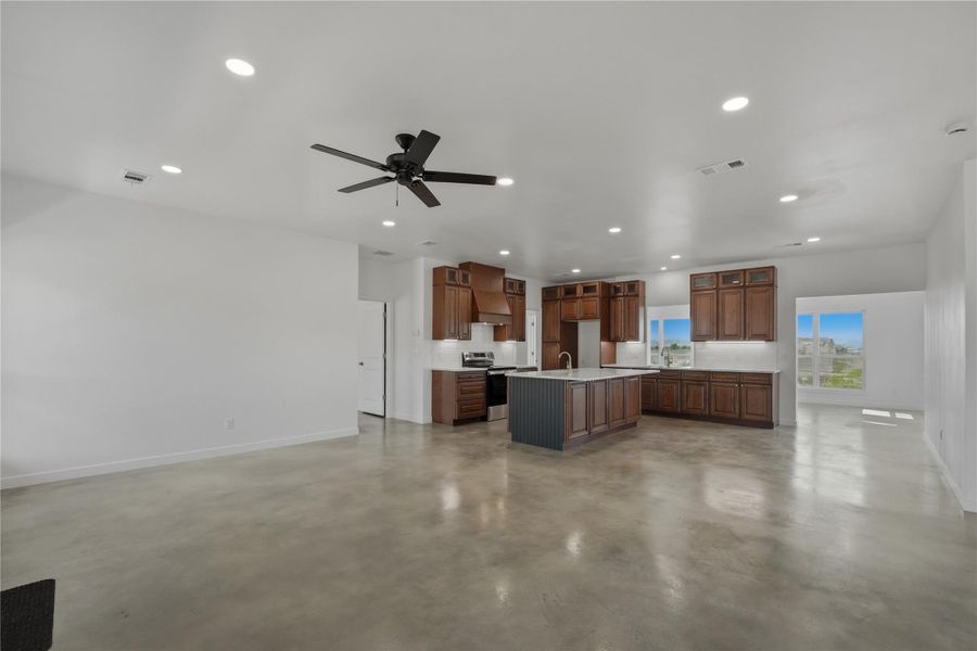 Furnished interior view inside a new home in , La Grange (Image 5).