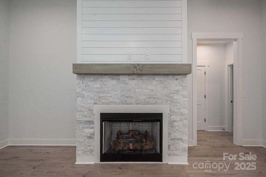 Image 36 of a home in .