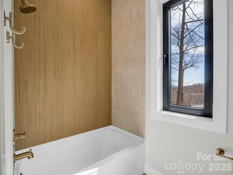 Close-up of interior finishes inside a home in , Hendersonville (Image 12). Close-up of interior finishes inside a home in , Hendersonville (Image 12).