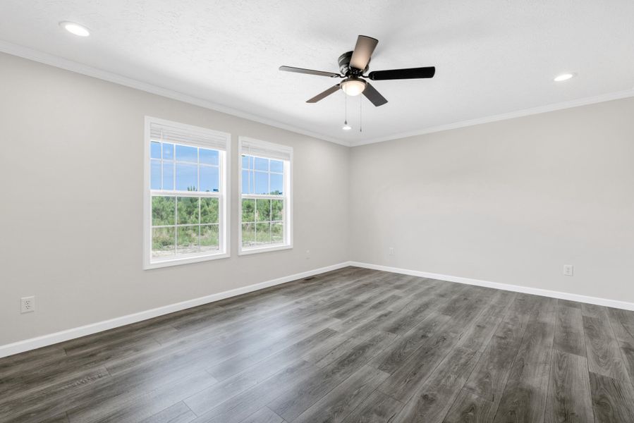 Spacious, unfurnished interior of a new home in , Cross (Image 37).