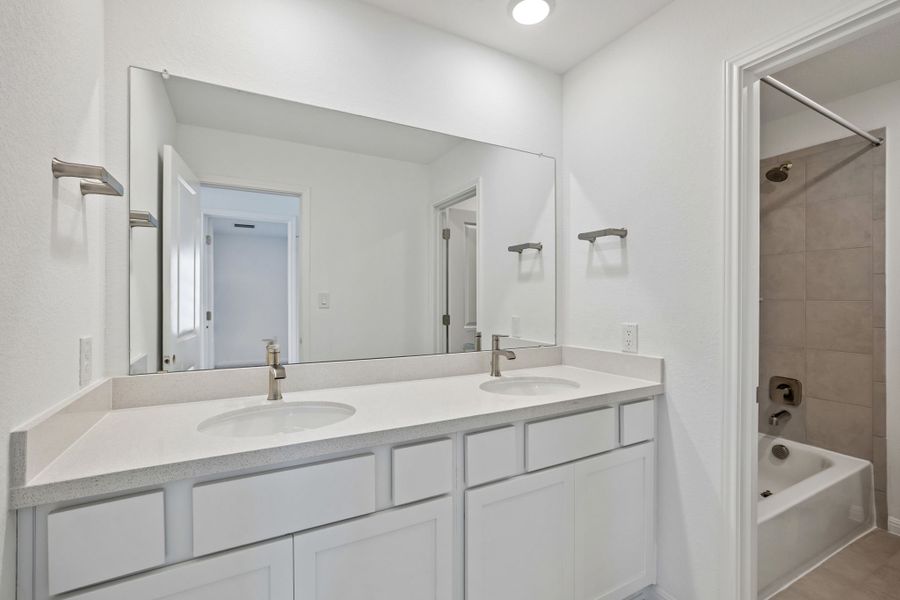 Furnished interior view inside a new home in Lisso, Pflugerville (Image 11).
