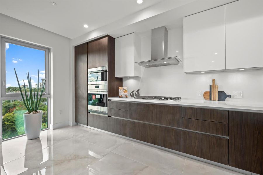 Furnished interior view inside a new home in Royal Palm Residences, Boca Raton (Image 19).
