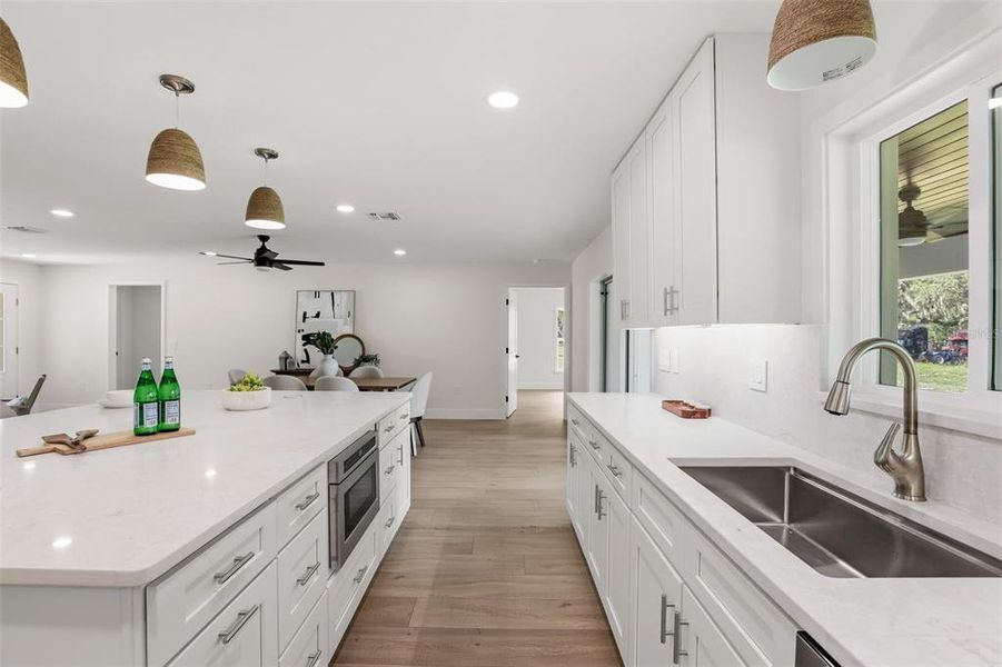 Furnished interior view inside a new home in , Umatilla (Image 18).