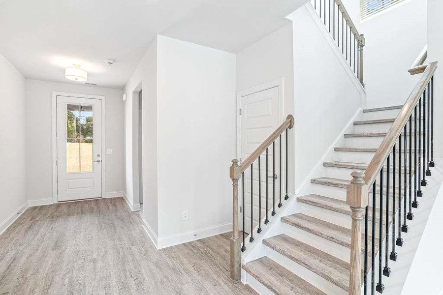 Spacious, unfurnished interior of a new home in Waters Edge, Mansfield (Image 28).