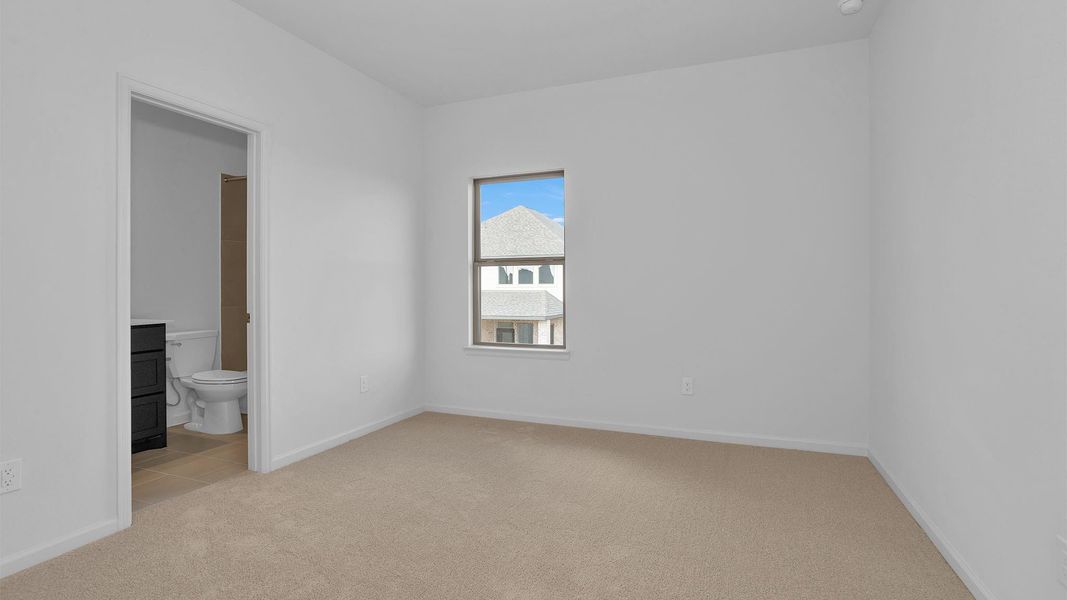 Spacious, unfurnished interior of a new home in Brookewater 40', Rosenberg (Image 10). Spacious, unfurnished interior of a new home in Brookewater 40', Rosenberg (Image 10).