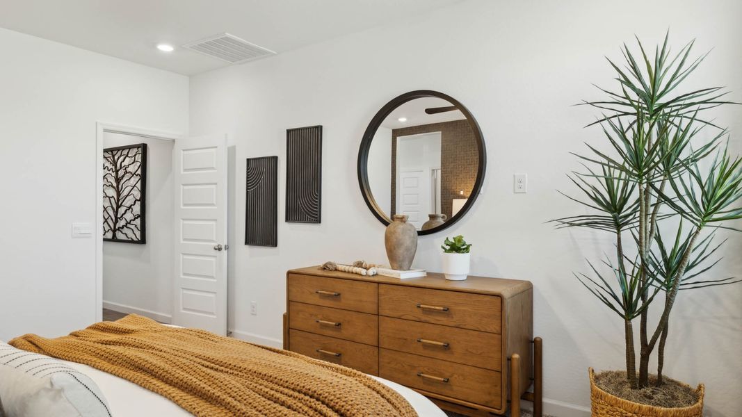 Furnished interior view inside a new home in Apache Farms, Buckeye (Image 27).