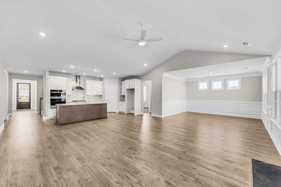 Spacious, unfurnished interior of a new home in , Summerville (Image 37).