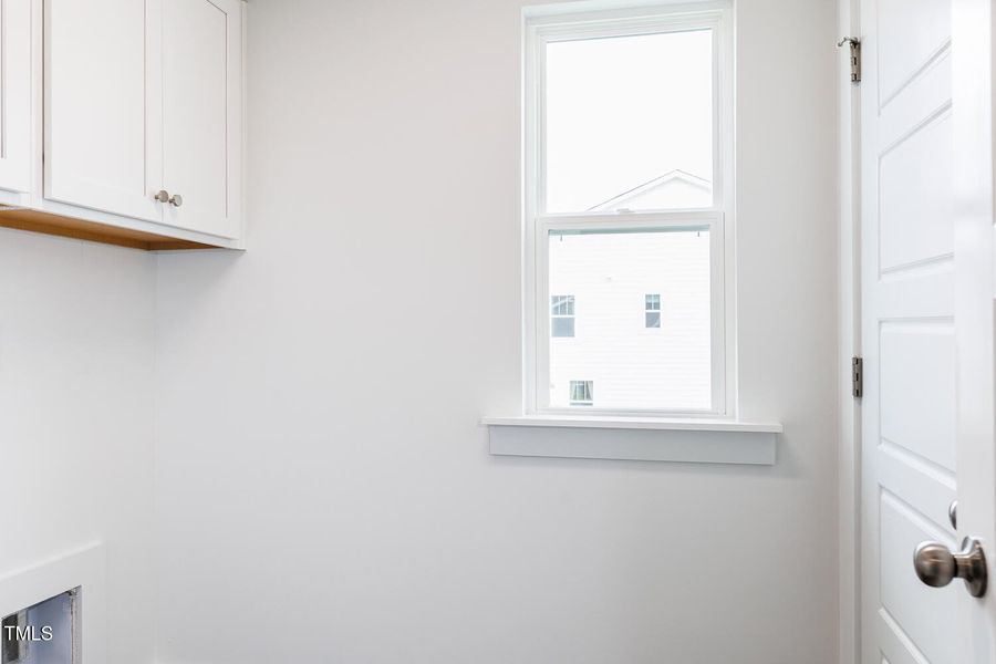 VNF-Lot 47-Aurora (26) VNF-Lot 47-Aurora (26)