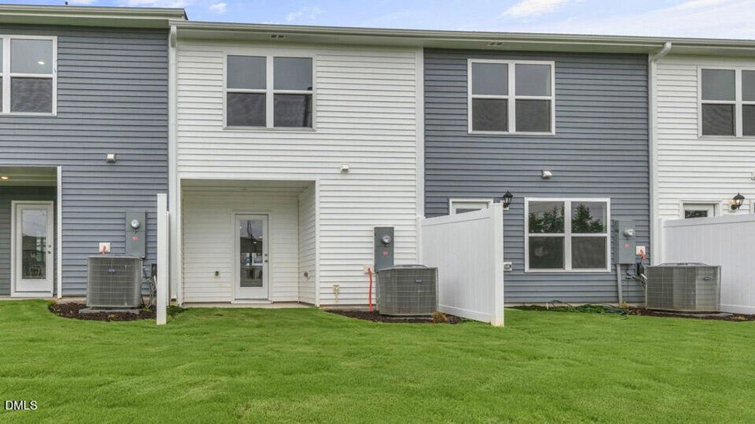 lot-32-jonathan-a-007