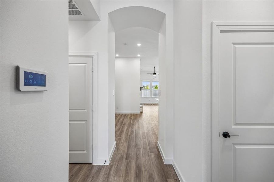 Spacious, unfurnished interior of a new home in , Aubrey (Image 16).