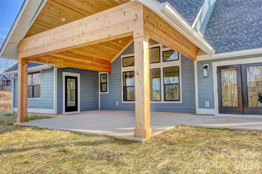 Exterior details and patio area of a home in , Bessemer City (Image 3).
