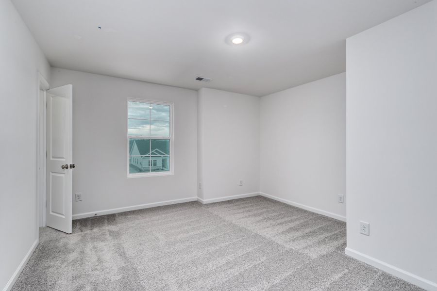 Spacious, unfurnished interior of a new home in Jordan Grove, Conway (Image 38).