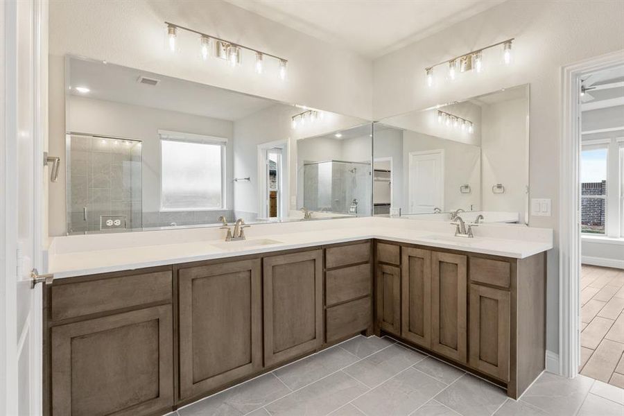 Furnished interior view inside a new home in Sonoma Verde, McLendon-Chisholm (Image 7).