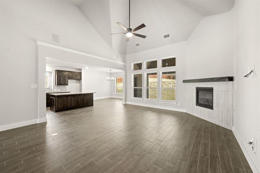 633 Ole Opry- Living Room-1