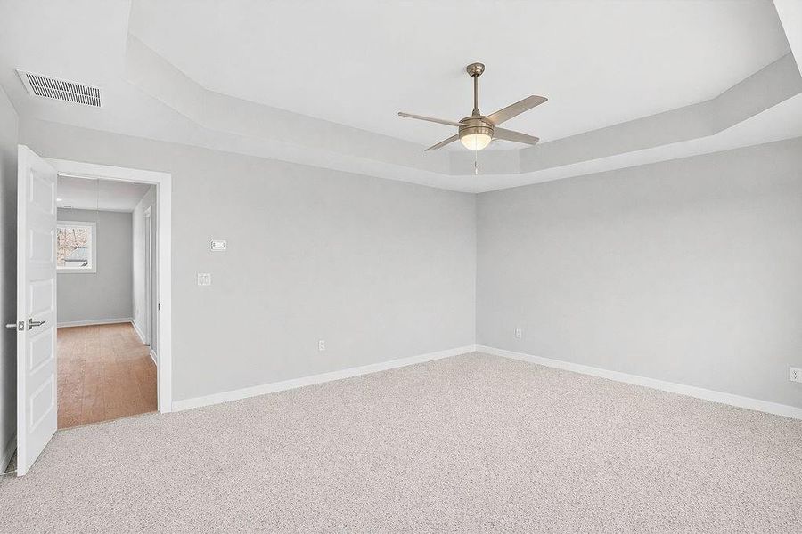 Spacious, unfurnished interior of a new home in The Manor at Gainesville Township, Gainesville (Image 20).