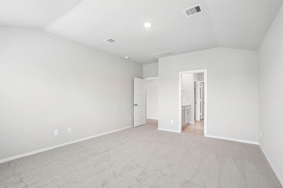 Spacious, unfurnished interior of a new home in Riviera Pines - Classic Series, Conroe (Image 28). Spacious, unfurnished interior of a new home in Riviera Pines - Classic Series, Conroe (Image 28).