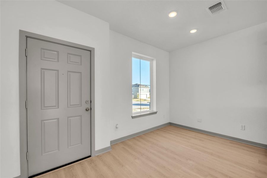 Spacious, unfurnished interior of a new home in Eastern Wells, Jarrell (Image 21).