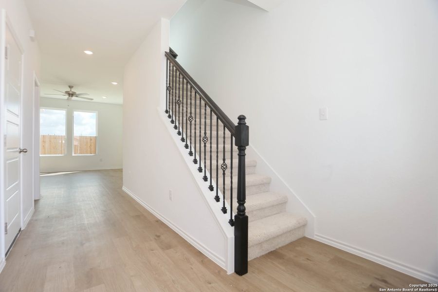 Spacious, unfurnished interior of a new home in Fairway Crossing 40s, San Antonio (Image 37). Spacious, unfurnished interior of a new home in Fairway Crossing 40s, San Antonio (Image 37).