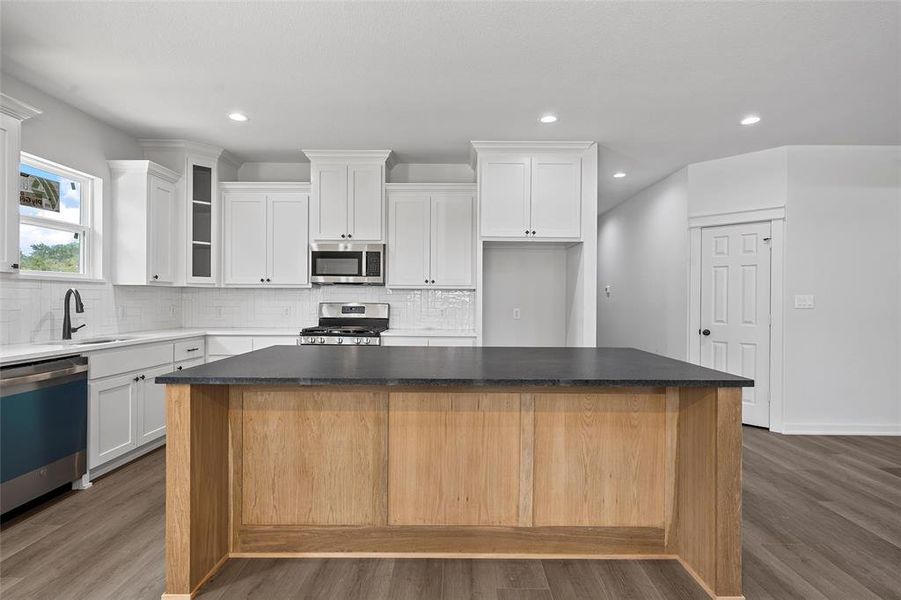 Furnished interior view inside a new home in , Waco (Image 7).