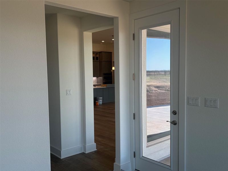 Spacious, unfurnished interior of a new home in Leander Estates, Leander (Image 20).