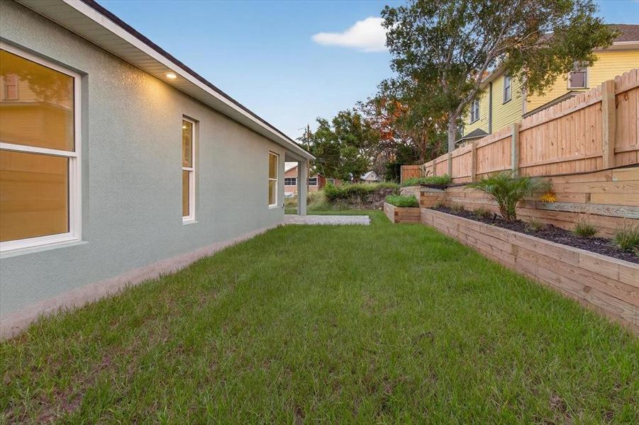 Exterior details and patio area of a home in , Tarpon Springs (Image 28).