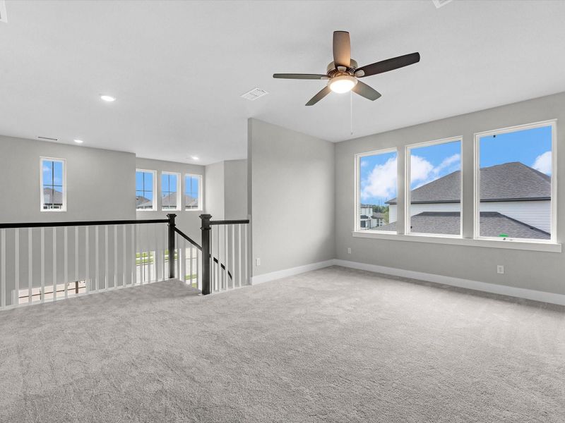 Spacious, unfurnished interior of a new home in Trillium, Richmond (Image 23).