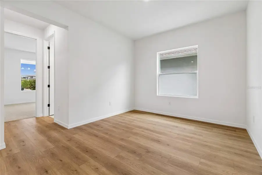 Spacious, unfurnished interior of a new home in Waterset Classic Series, Apollo Beach (Image 14).