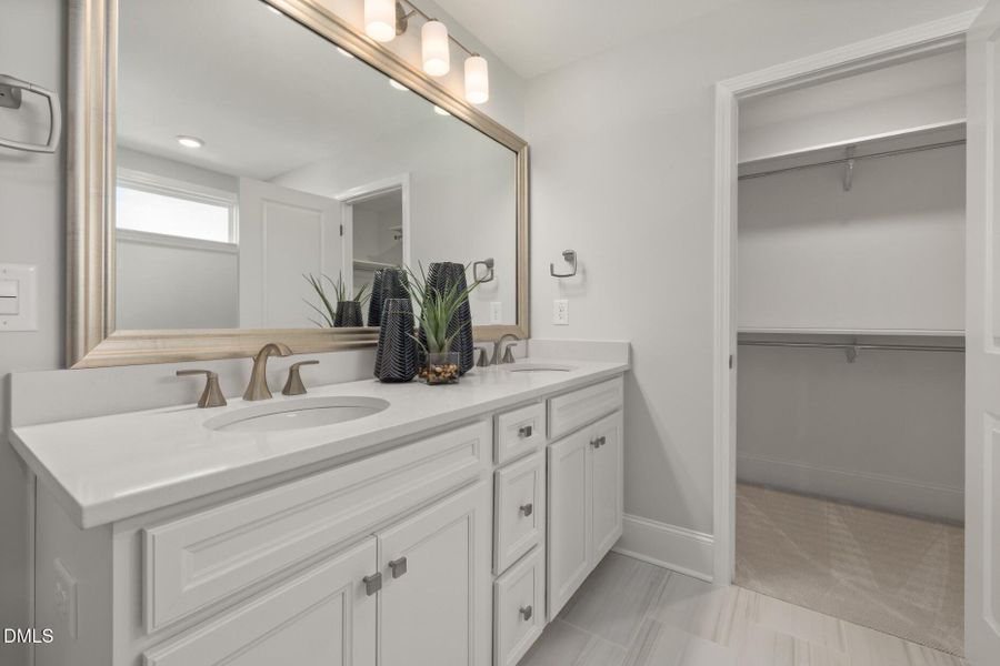 SAUN- Continental Model Home (15)