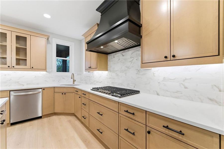 Furnished interior view inside a new home in Sterlington, Canton (Image 7).