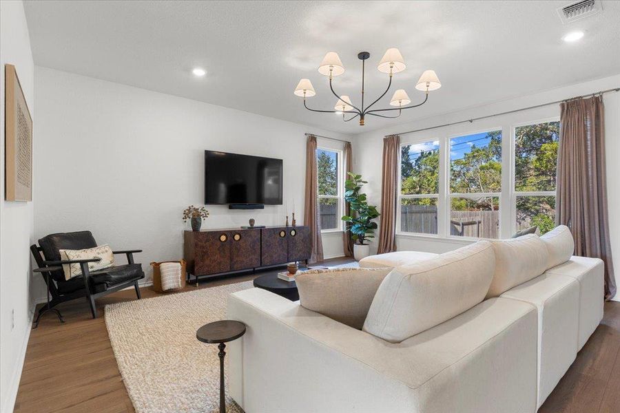 Furnished interior view inside a new home in , Austin (Image 17). Furnished interior view inside a new home in , Austin (Image 17).