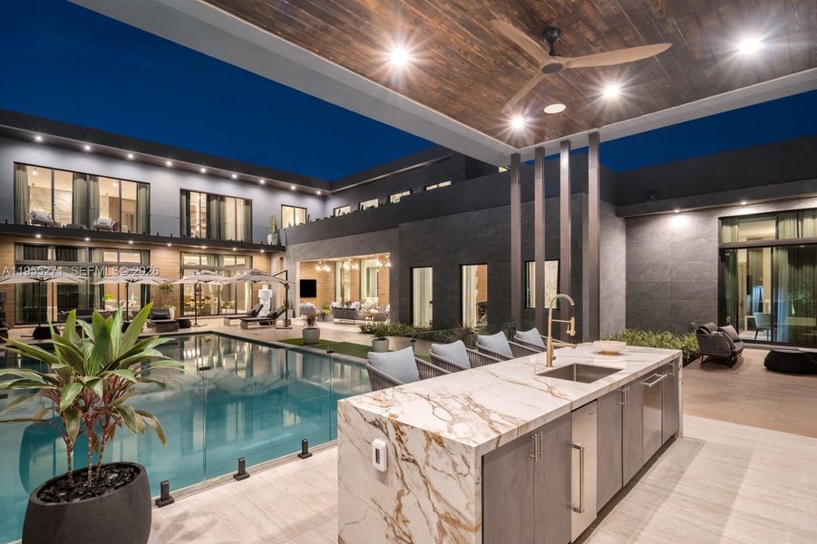 Community amenities in , Pinecrest (Image 60).