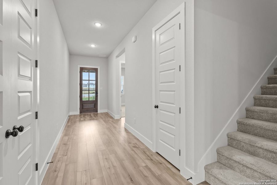 Spacious, unfurnished interior of a new home in Homestead, Schertz (Image 26). Spacious, unfurnished interior of a new home in Homestead, Schertz (Image 26).