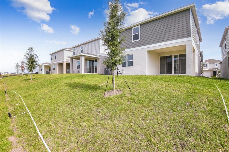 Exterior details and patio area of a home in Seasons at Scenic Terrace, Lake Hamilton (Image 3).