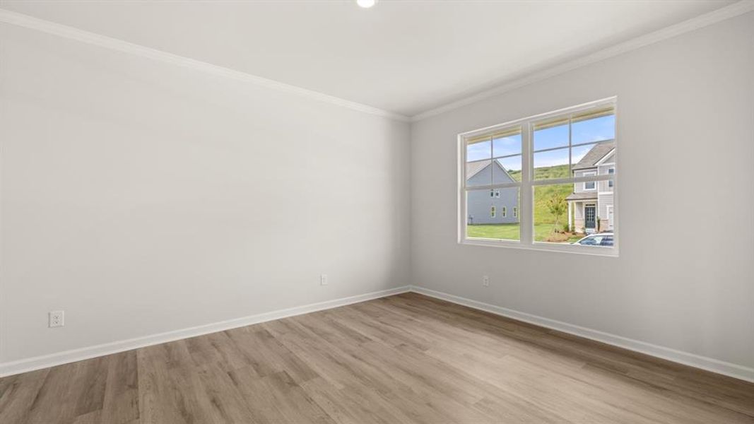 Spacious, unfurnished interior of a new home in Sheffield Highlands, Dallas (Image 15).